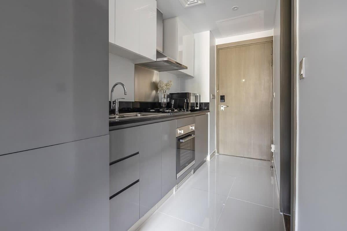 Frank Porter - Damac Prive B Appartement Dubai